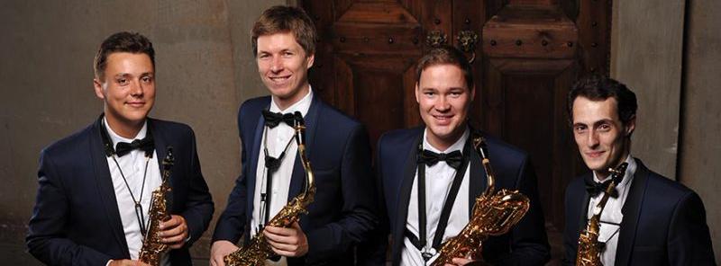 Один саксофон - хорошо, а четыре - ещё лучше!