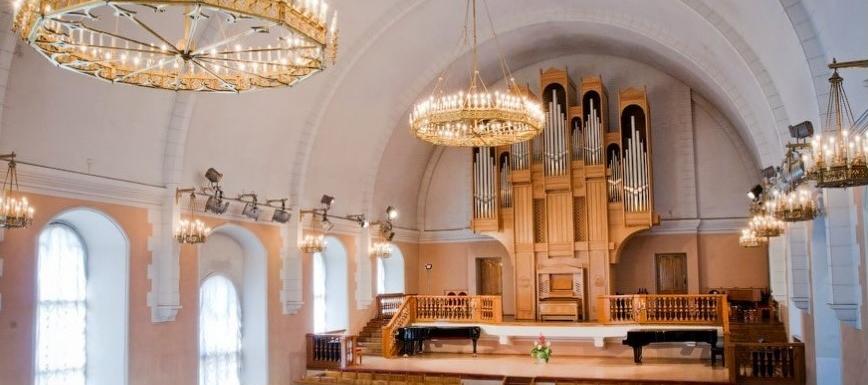 Режим работы кассы Камерного зала