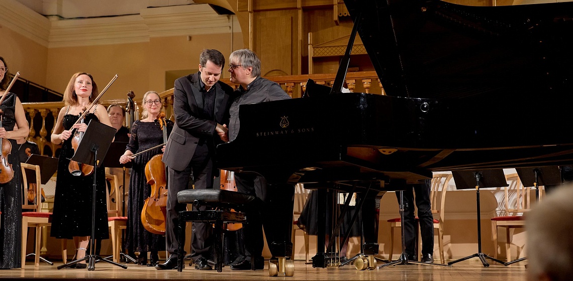 Камерный оркестр и Никита Мндоянц выступили в Кирхе